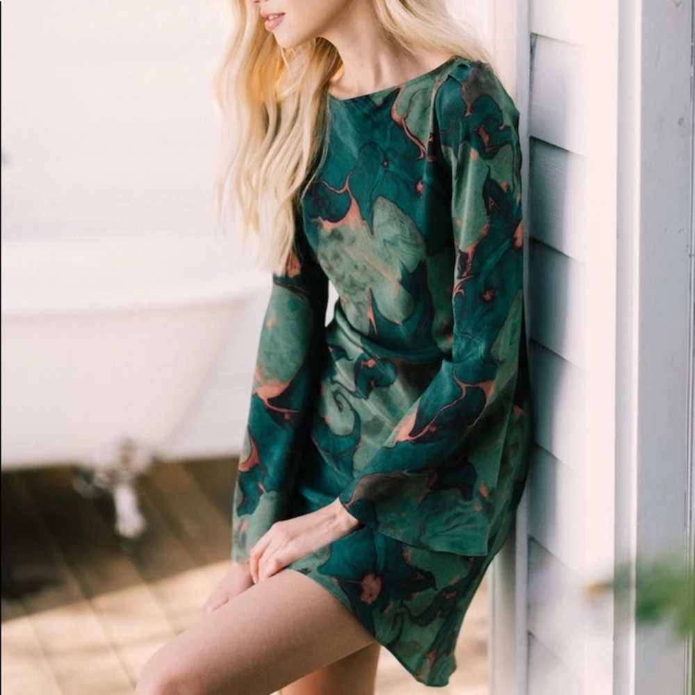 Stone Cold Fox Baiser Dress